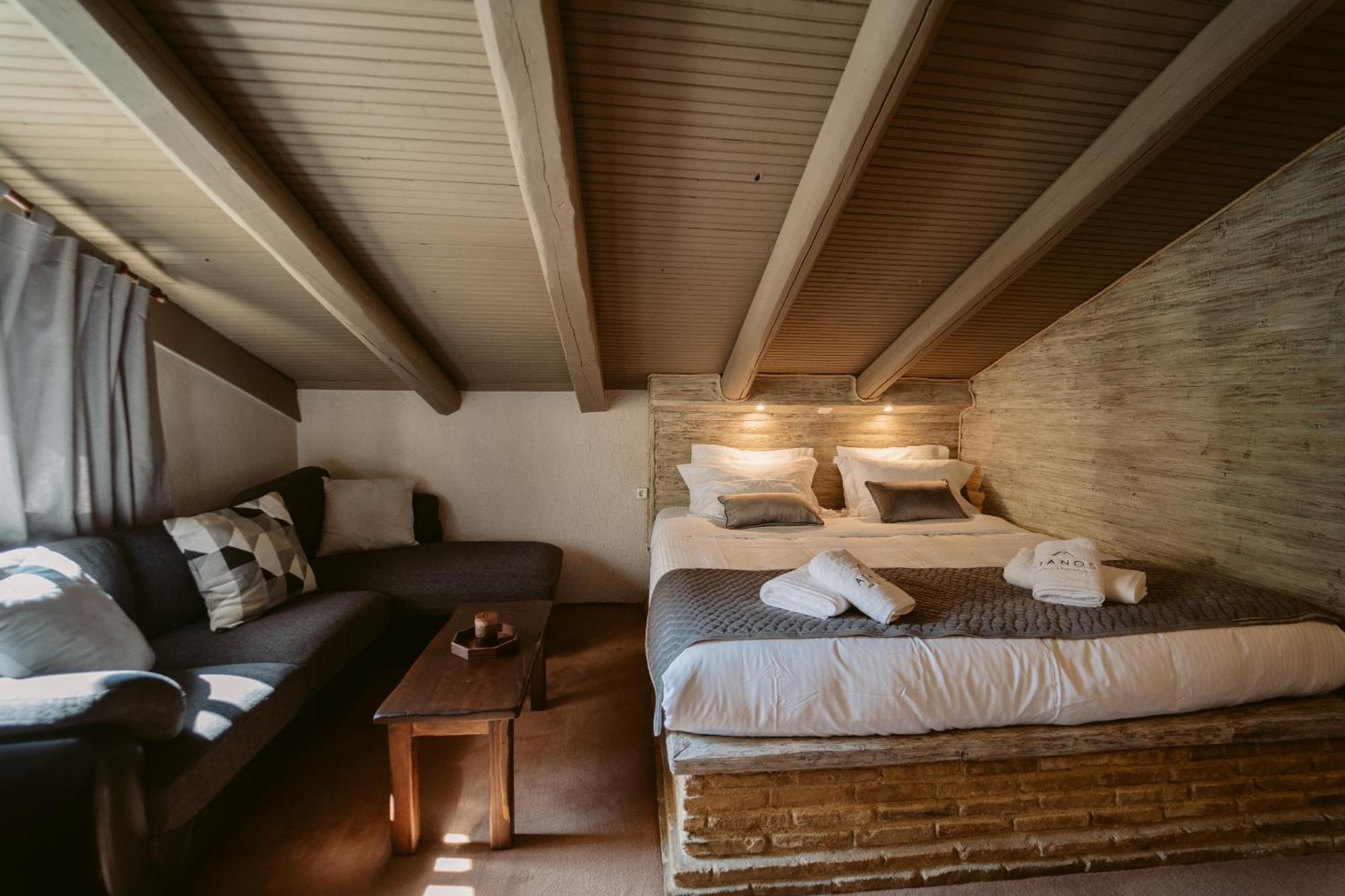 Afanos Guesthouse أراخوفا الغرفة الصورة