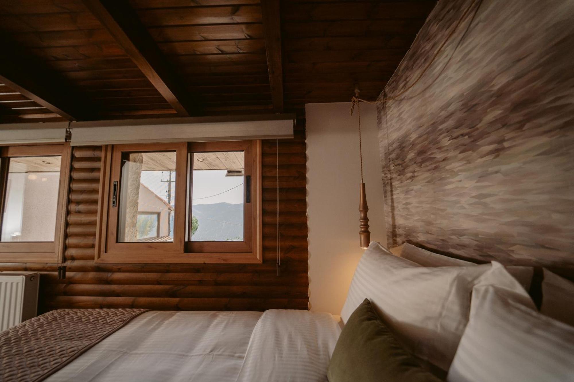 Afanos Guesthouse أراخوفا الغرفة الصورة