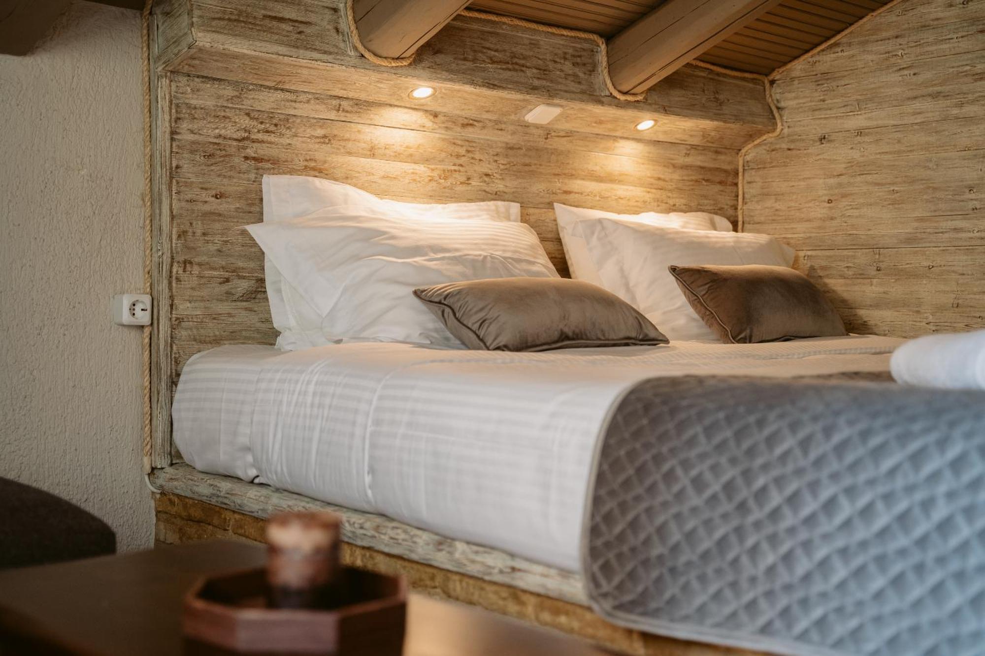 Afanos Guesthouse أراخوفا الغرفة الصورة