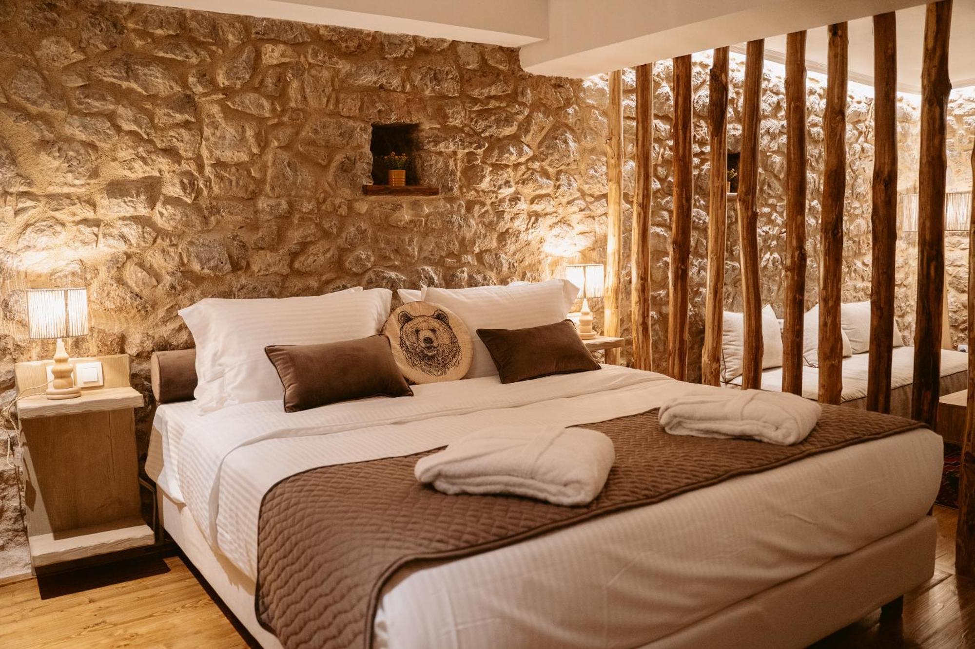 Afanos Guesthouse أراخوفا الغرفة الصورة