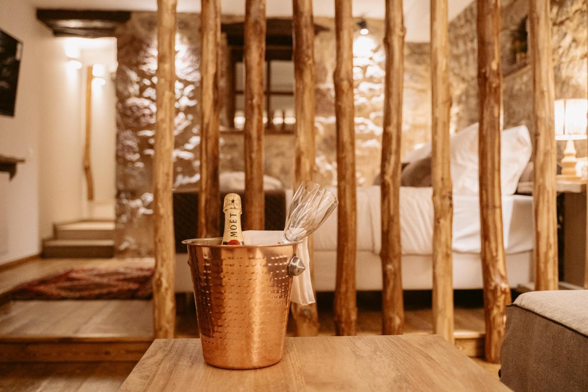 Afanos Guesthouse أراخوفا الغرفة الصورة