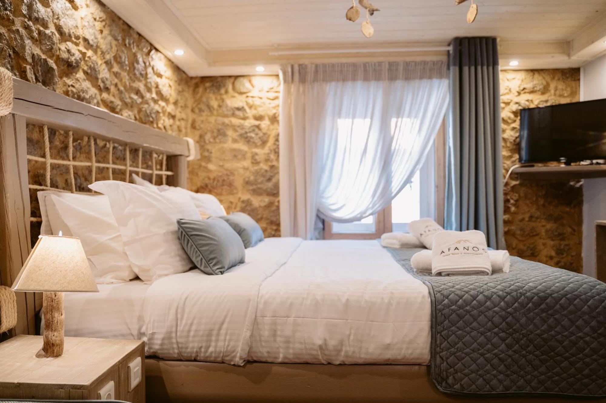 Afanos Guesthouse أراخوفا الغرفة الصورة
