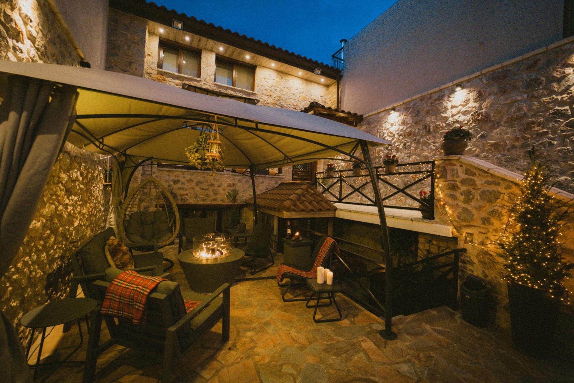 Afanos Guesthouse أراخوفا المظهر الخارجي الصورة